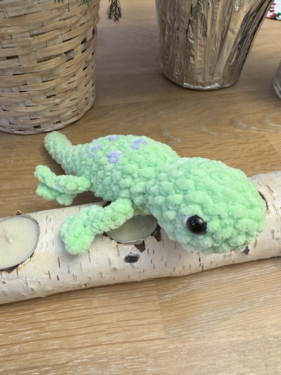 Lizard - Mint Green with Purple Accents